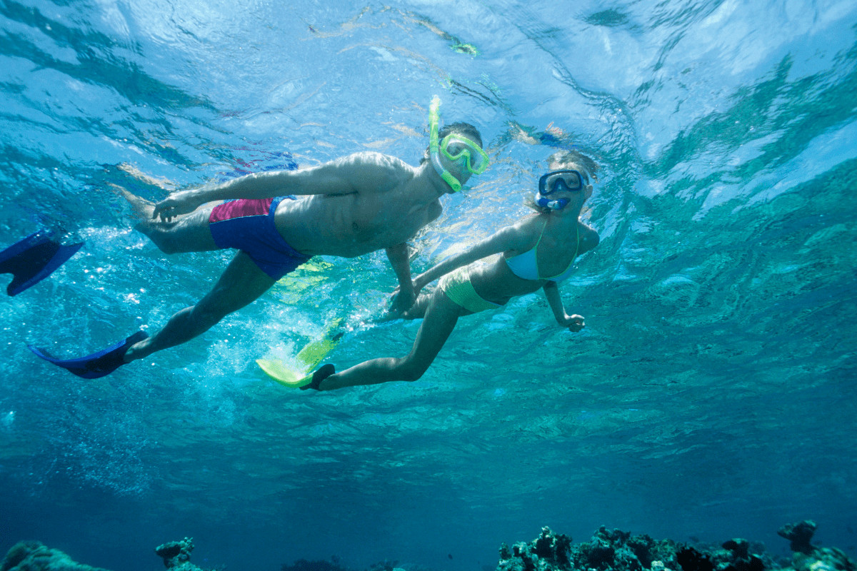 How Does Snorkeling Work: A Fun Guide to Underwater Exploration