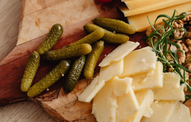 Best Pickles for Charcuterie: Top Picks to Elevate Your Board