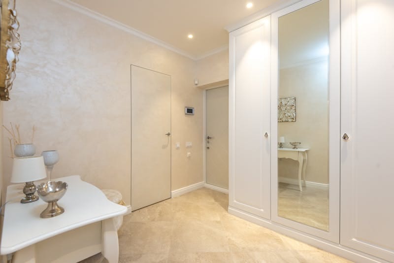 entryway console table styling ideas