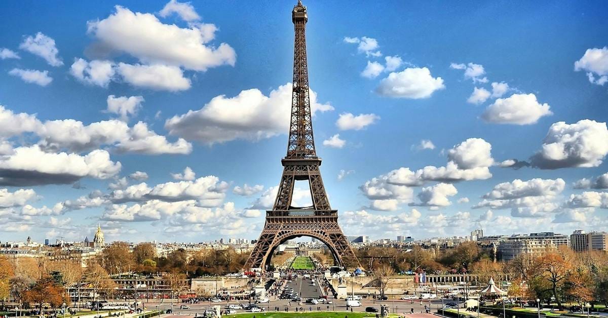 where not to stay paris neighborhoods avoid