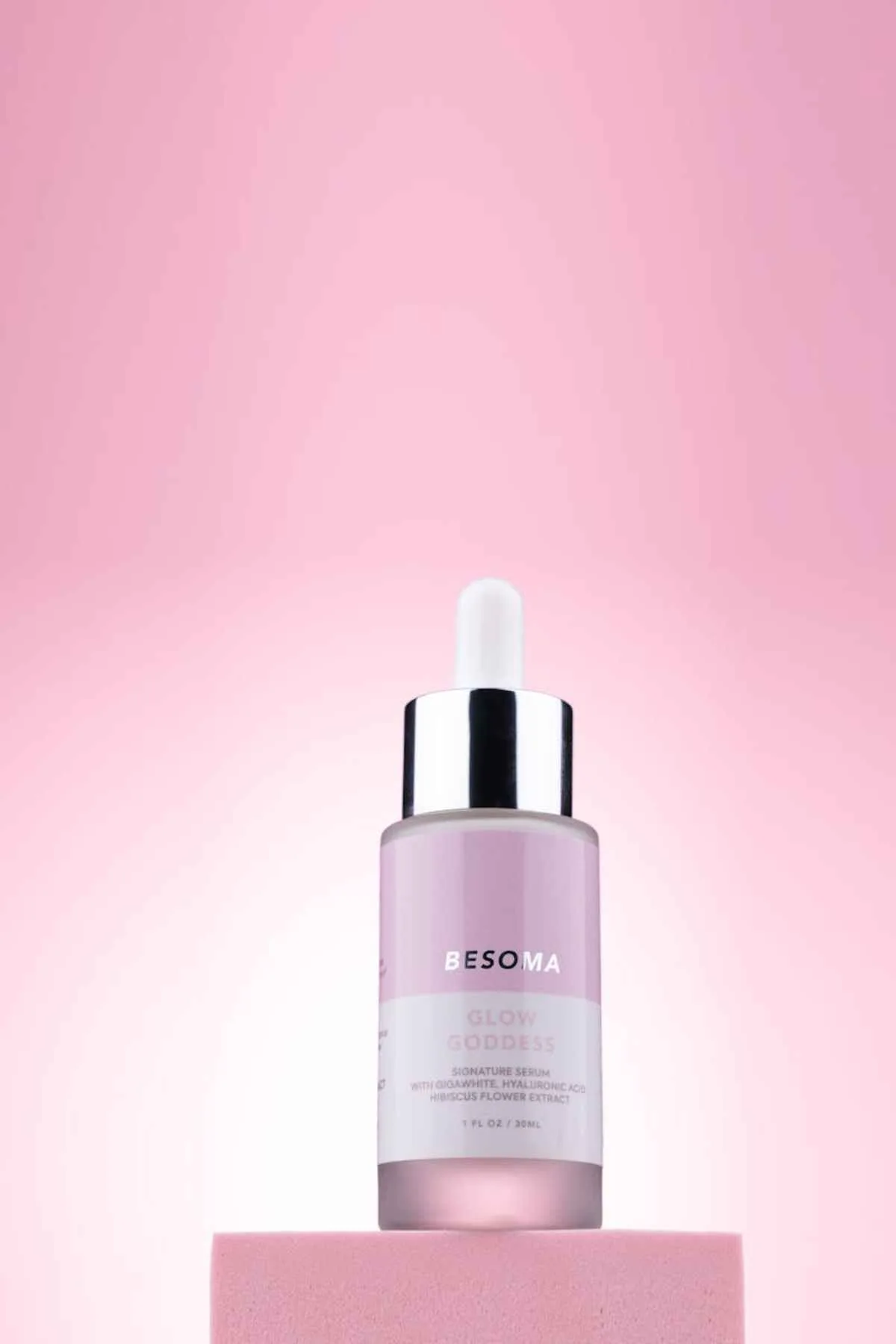 In-flight Skincare Routine: Skincare Tips for Radiant Skin at 30,000 Feet 5 Cosmetic serum vial luxury skincare product